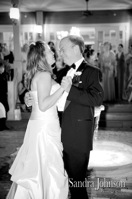 Best Courtyard Lake Lucerne - IW Phillips House Wedding photographer - Sandra Johnson (SJFoto.com)